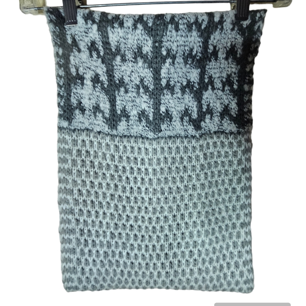 J Jill women's gray,black,white infinite scarf one size